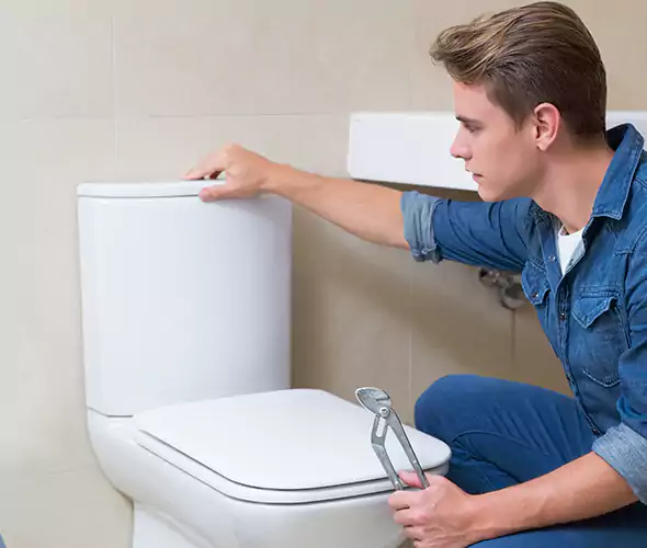 Expert Plumber for Toilet Replacement in Elmwood Park, NJ: Schedule Affordable Toilet Replacement Services with Us